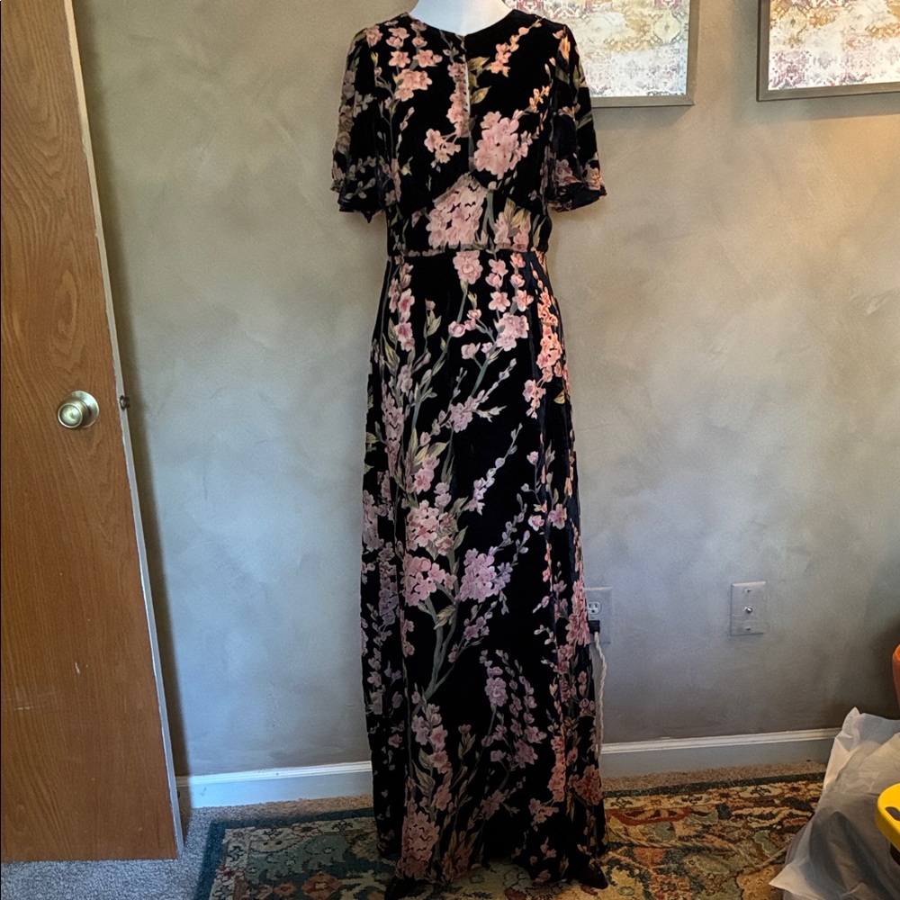 Modcloth Elegant Black and Pink Floral Velvet Burnout Maxi Dress medium